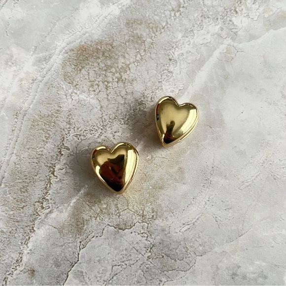 Gold heart shaped bubble huggie earrings - Picture 1 of 3